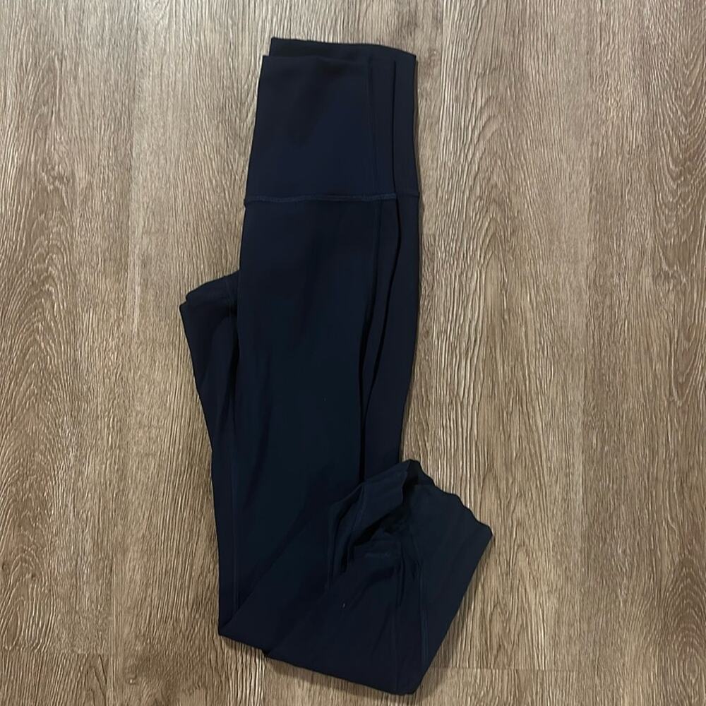 Lululemon Wunder Under Scallop High Rise 23” Crop Leggings True Navy‎ Size 4